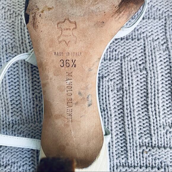 Manolo Blahnik white leather sandals - Picture 8 of 8